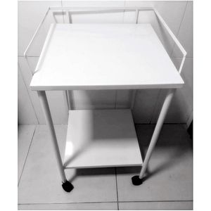 Mesa Auxiliar com Varanda 50x50cm com Rodas