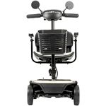 Frente da scooter com iluminação LED e guidão ergonômico