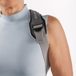 Vista lateral da alça ajustável do Colete Bort Generation Dynamic