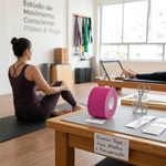 bandagem-elastica-adesiva-kinesio-supermedy-5cmx5m-rosa-visao-geral2