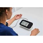 aparelho-de-pressao-digital-com-bluetooth-omron-hem7384t1-visao-humanizada