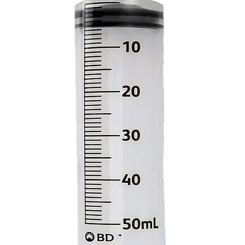 seringa-bico-cateter-bd-50ml-sem-agulha-detalhes-escala