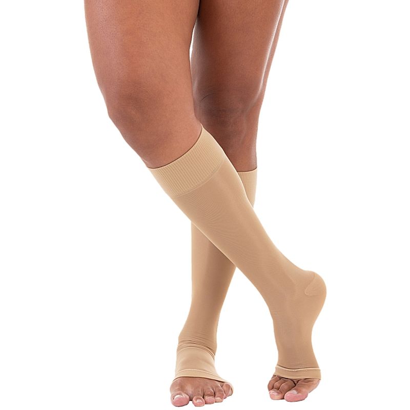 meia-panturrilha-legline-venosan-olinda-20-30mmhg-aberta-visao-humanizada
