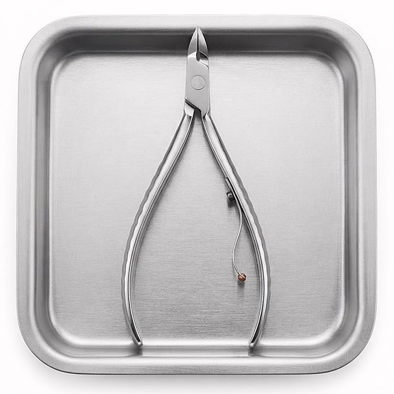 alicate-cuticula-mundial-772pr-profissional-inox-cabo-longo-detalhes
